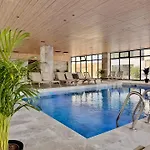 Serenity In Odyssey Pools And Parking Apartament *
