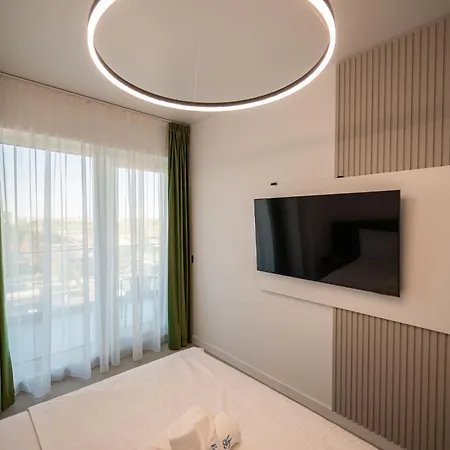 Apartment Serenity In Odyssey Pools And Parking Navodari