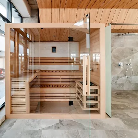 Serenity In Odyssey Pools And Parking Năvodari