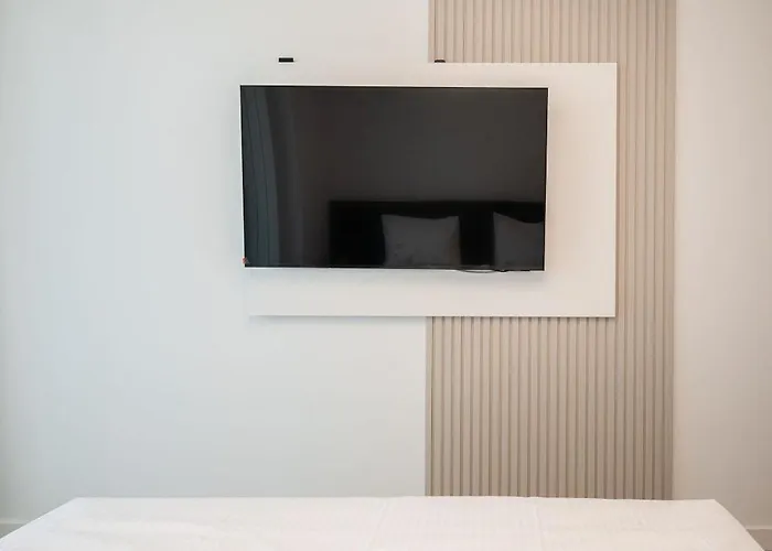 Serenity In Odyssey Pools And Parking Năvodari