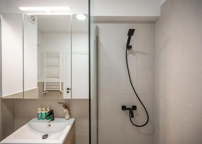 Serenity In Odyssey Pools And Parking Apartamento