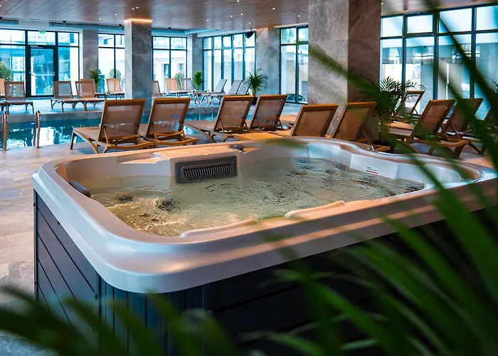 Serenity In Odyssey Pools And Parking Năvodari